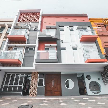 Super Oyo 1487 Residence Khoe Jakarta Kültér fotó