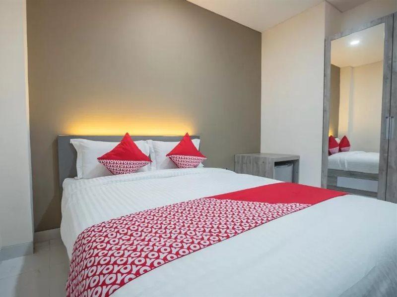 Super Oyo 1487 Residence Khoe Jakarta Kültér fotó