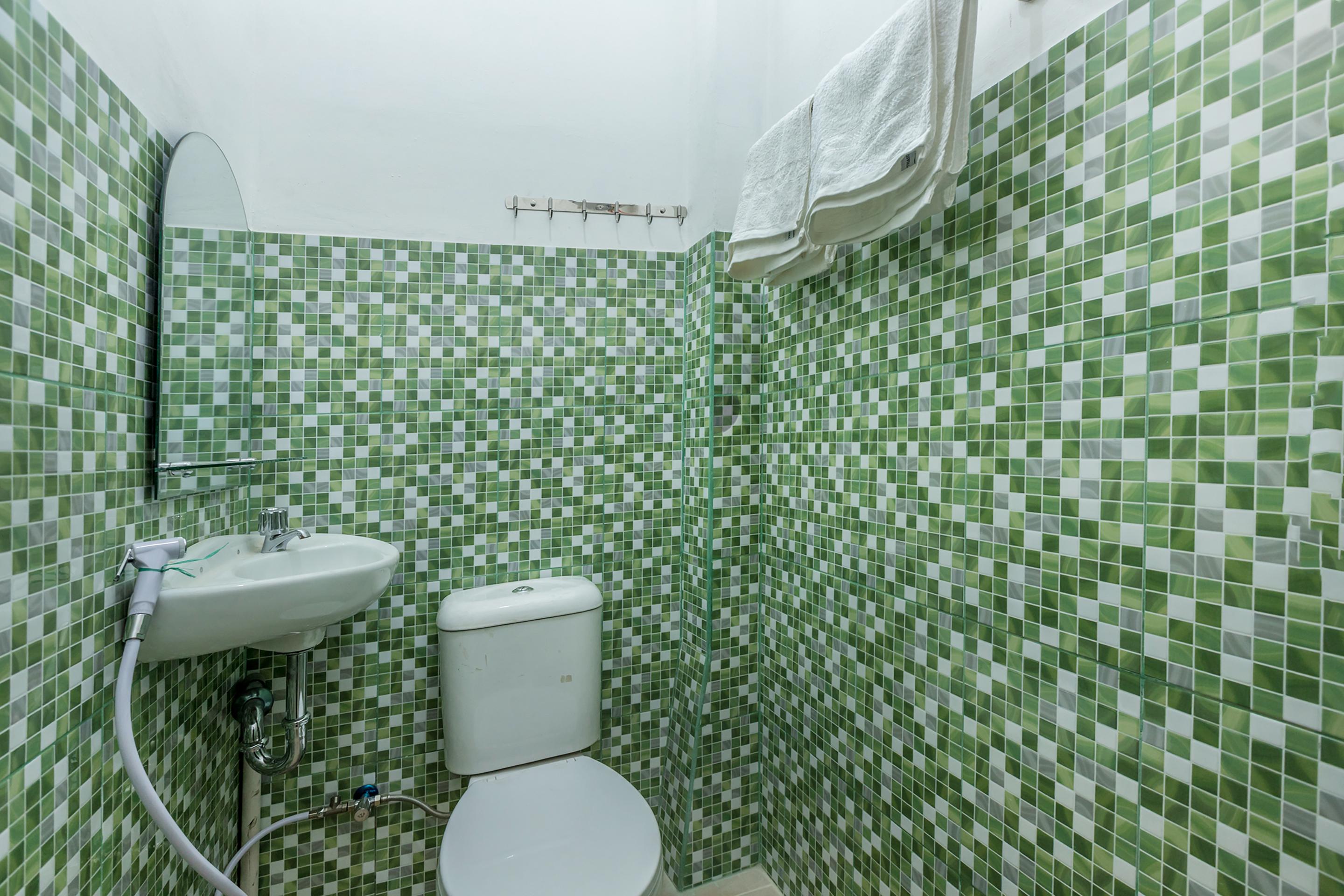 Super Oyo 1487 Residence Khoe Jakarta Kültér fotó