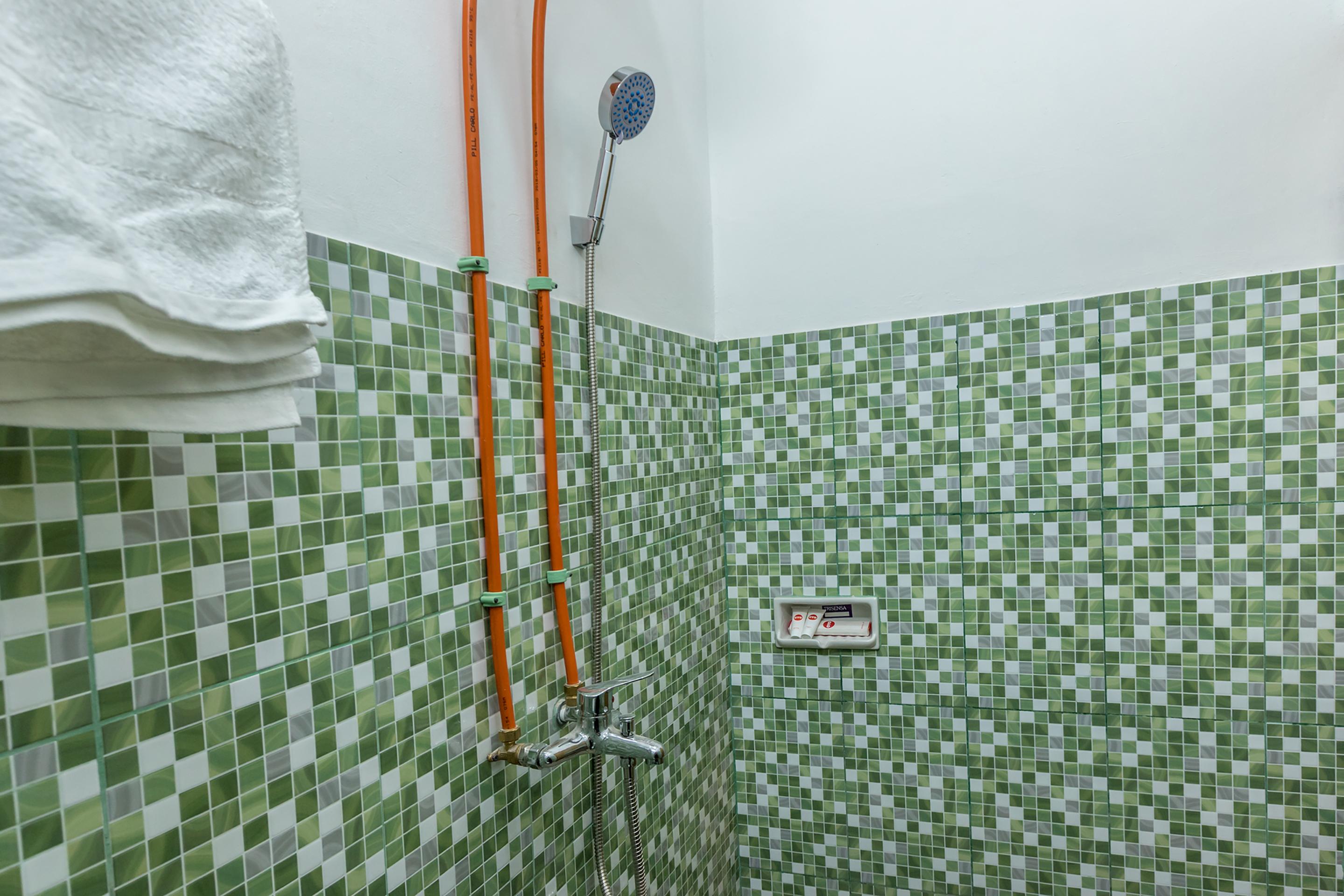 Super Oyo 1487 Residence Khoe Jakarta Kültér fotó