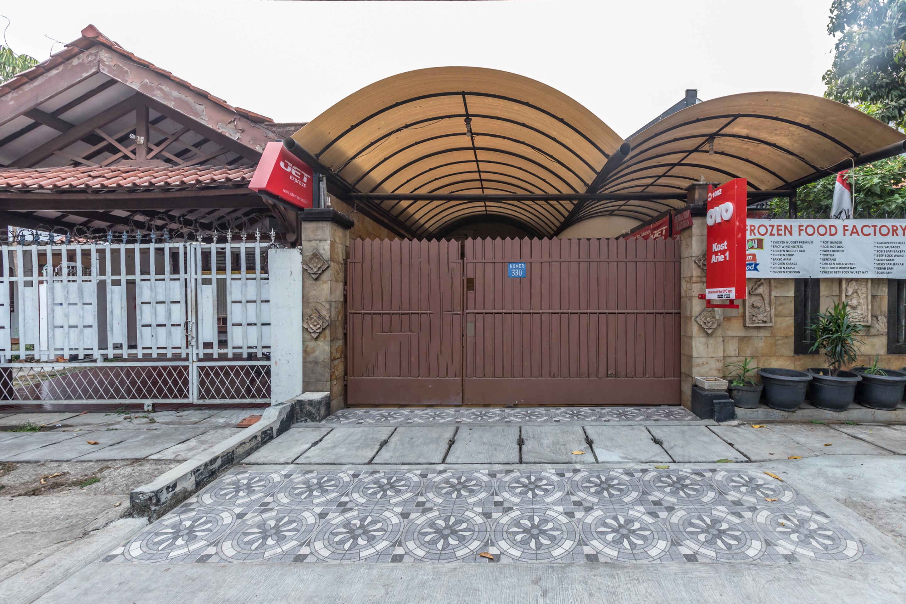 Super Oyo 1487 Residence Khoe Jakarta Kültér fotó
