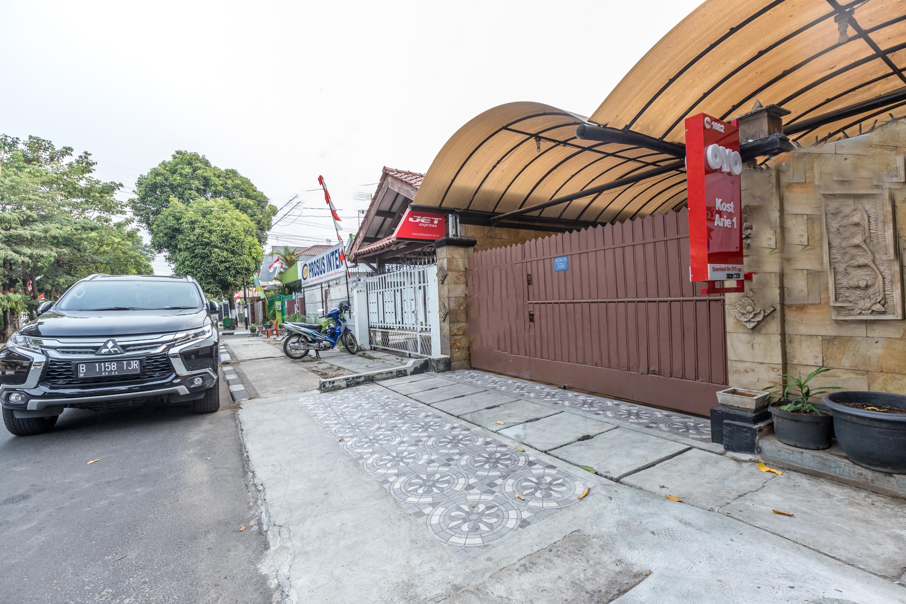 Super Oyo 1487 Residence Khoe Jakarta Kültér fotó