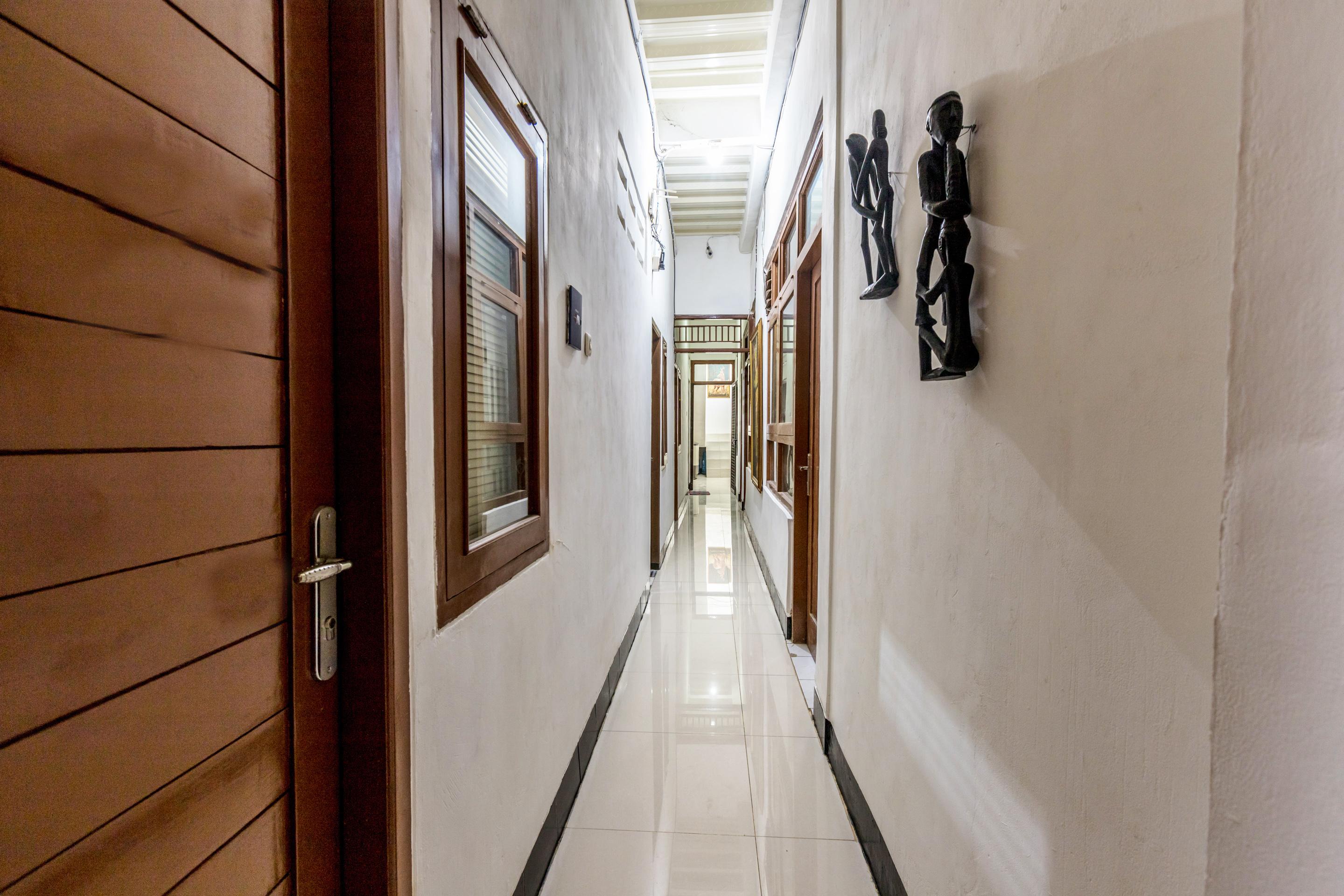 Super Oyo 1487 Residence Khoe Jakarta Kültér fotó