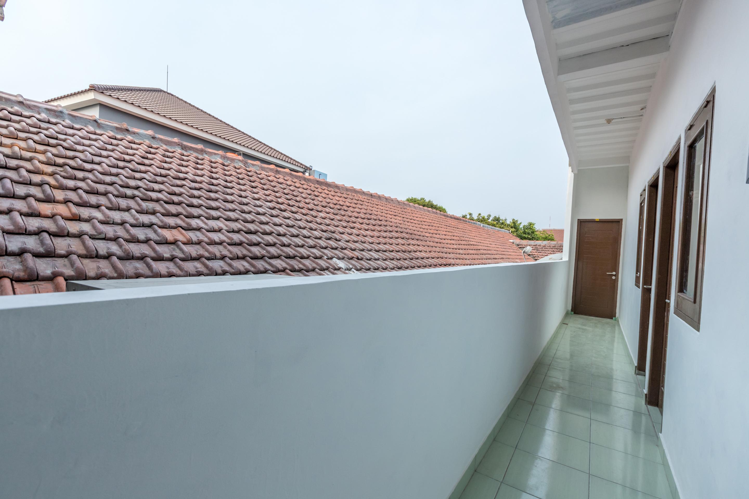 Super Oyo 1487 Residence Khoe Jakarta Kültér fotó