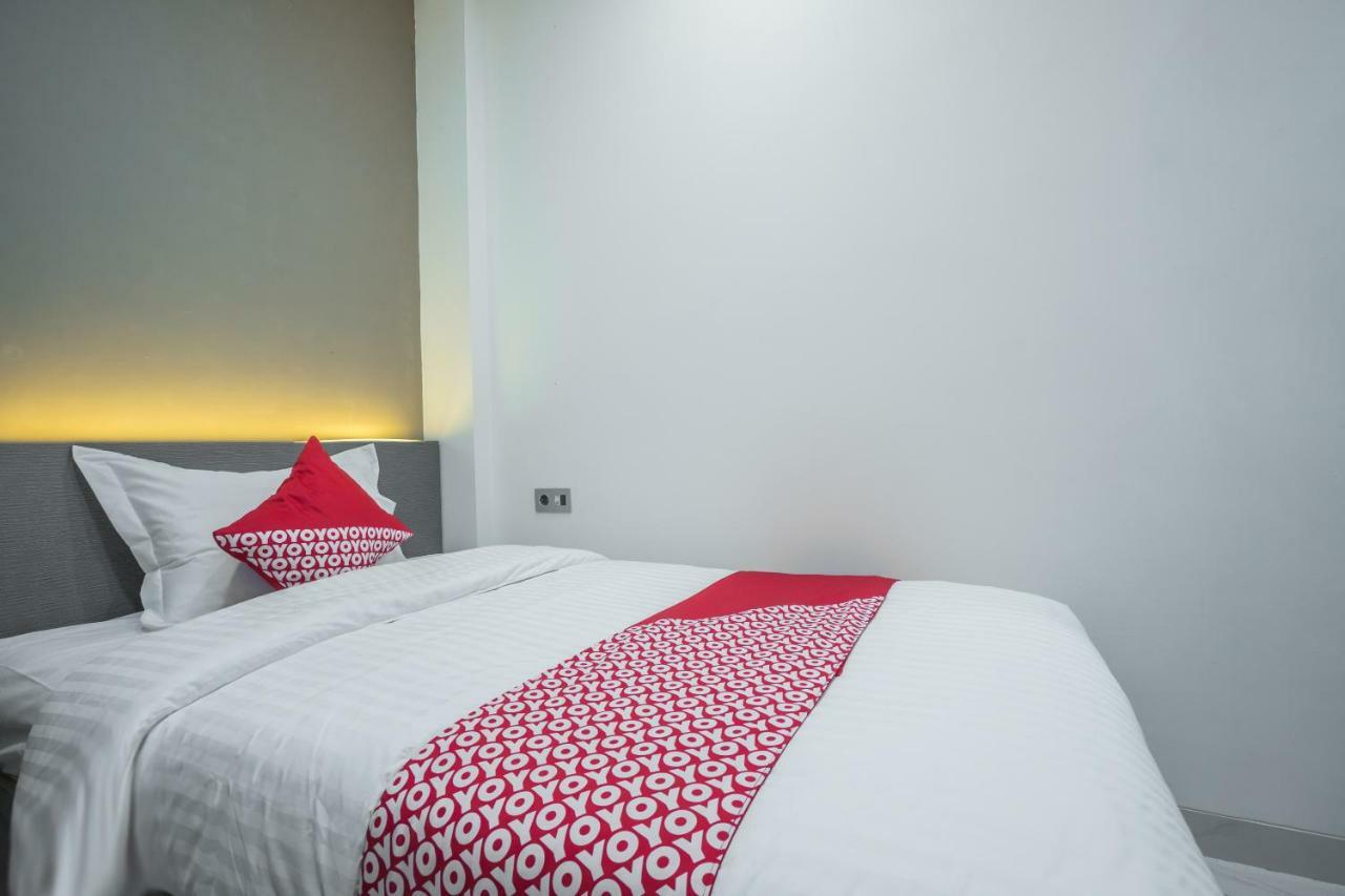 Super Oyo 1487 Residence Khoe Jakarta Kültér fotó