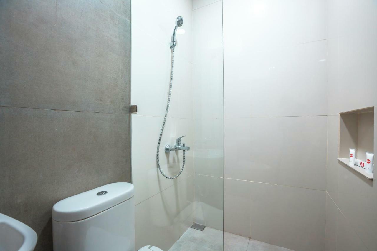 Super Oyo 1487 Residence Khoe Jakarta Kültér fotó